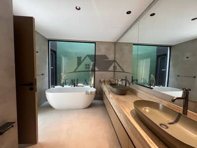 Hot Offer | Huge Penthouse | Top Floor | Book Now | Luxury
