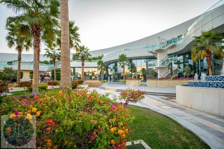 محل تجاري  للايجار في القرية العالمية، دبي - Garden-112. jpg