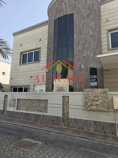 4 Cпальни Вилла Продажа в Аль Рифа, Шарджа - c0af2efe-d1ff-45d5-a280-f1aa76166fee. jpeg