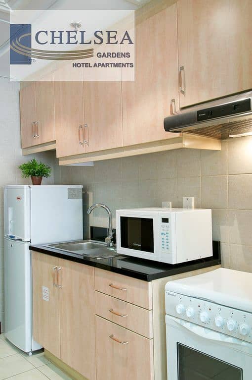 3 Studio King 3 kitchen. jpg