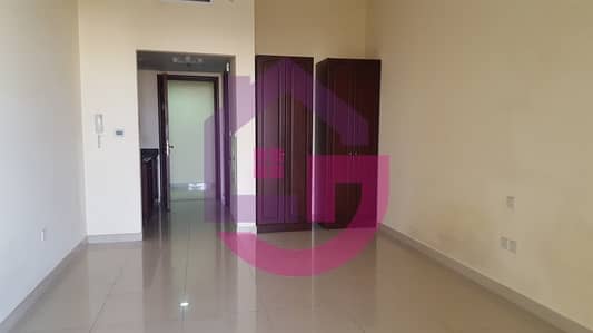 Ideally perfect studio with lovely views of lagoon and golf Ideally perfect studio with lovely views of lagoon and golf