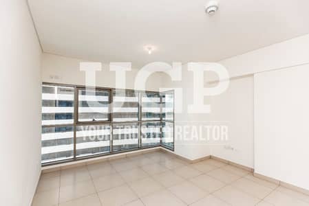 Ready to Move in Apt with Facilities and Parking Ready to Move in Apt with Facilities and Parking