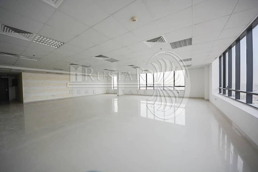 Large fitted office in PBC - JVC