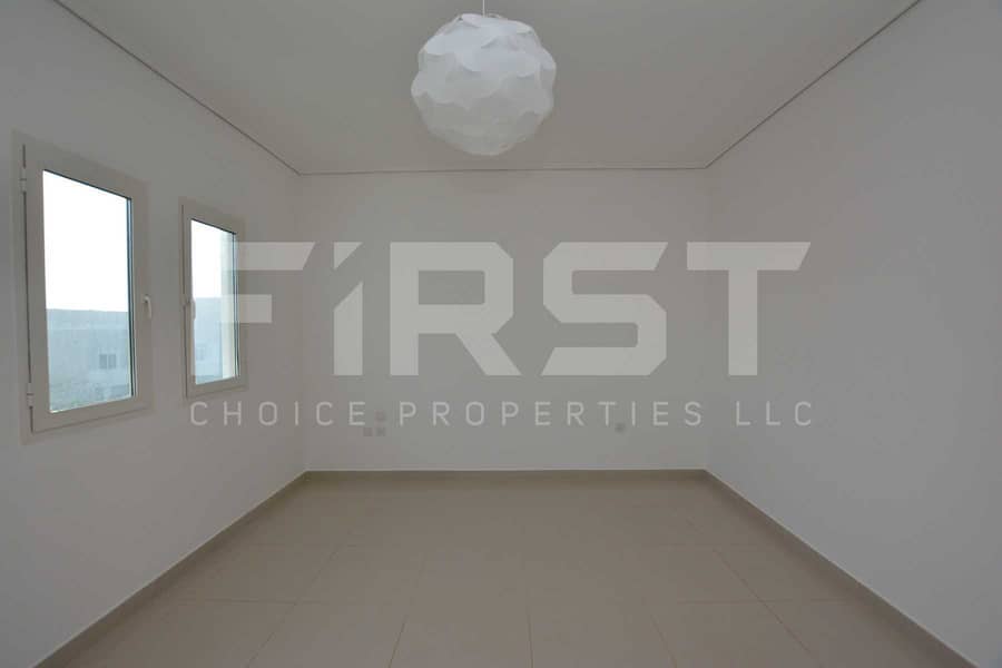 8 Internal Photo of 5 Bedroom Villa in Al Reef Villas 348.3 sq. m 3749 sq. ft (94). jpg