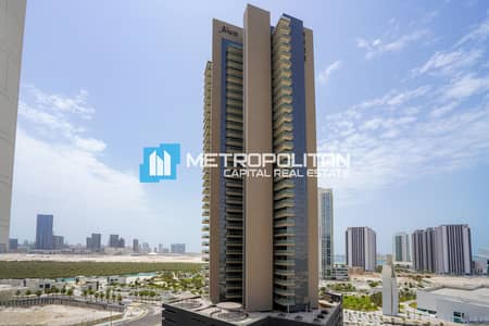 3 Bedroom Apartment for Sale in Al Reem Island, Abu Dhabi - Sea View | Serene 3BR+M | Biggest Layout | Corner