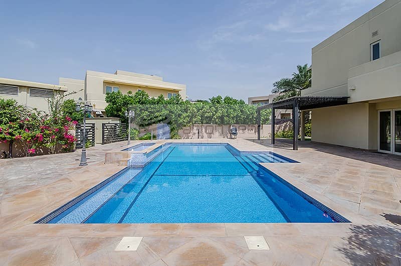Corner Plot | 5BR+S+M Villa | Owner Open to Office Corner Plot | 5BR+S+M Villa | Owner Open to Office