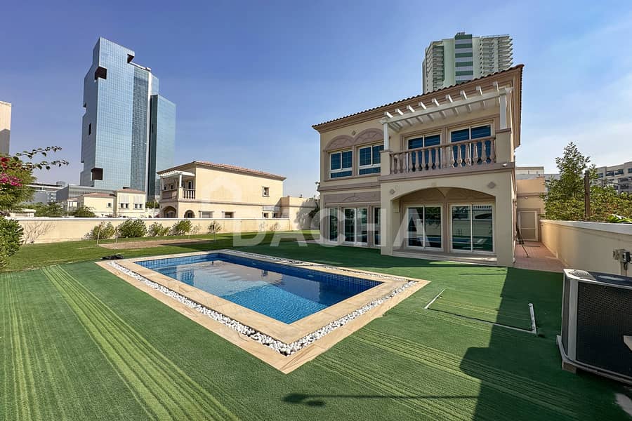 位于朱美拉三角小镇(JVT)，JVT第7区，7F区 2 卧室的别墅 275000 AED - 10403870