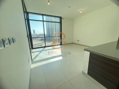 Prime Location | Canal View| Ready to Move In