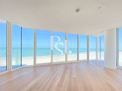 3 Bedroom Flat for Sale in Saadiyat Island, Abu Dhabi - mamsha-saadiyat-island-abu-dhabi-living-room (1). jpg 3 Bedroom Flat for Sale in Saadiyat Island, Abu Dhabi - mamsha-saadiyat-island-abu-dhabi-living-room (1). jpg