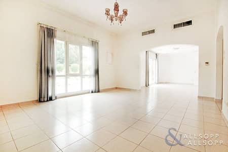 3 Bedroom Villa for Sale in The Meadows, Dubai - Cheapest 3 Bed Available | Prime Meadows 3 Bedroom Villa for Sale in The Meadows, Dubai - Cheapest 3 Bed Available | Prime Meadows