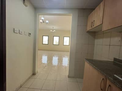 Studio for Rent in International City, Dubai - 8. jpg