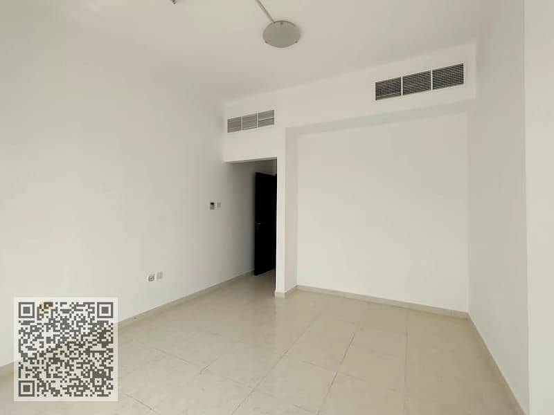 4 WhatsApp Image 2024-01-20 at 00.44. 03_e5102b75. jpg