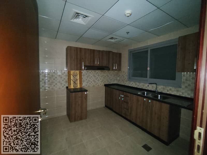 8 WhatsApp Image 2024-10-10 at 15.53. 49_cf6356bc. jpg