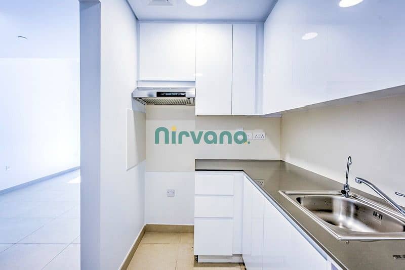 11 Kitchen 1. jpeg