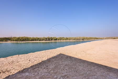 NOW AVAILABLE! Dual-Level Luxury | Expansive Plot