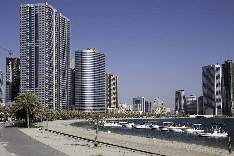 3 al-khan-corniche-sharjah-800x534. jpg