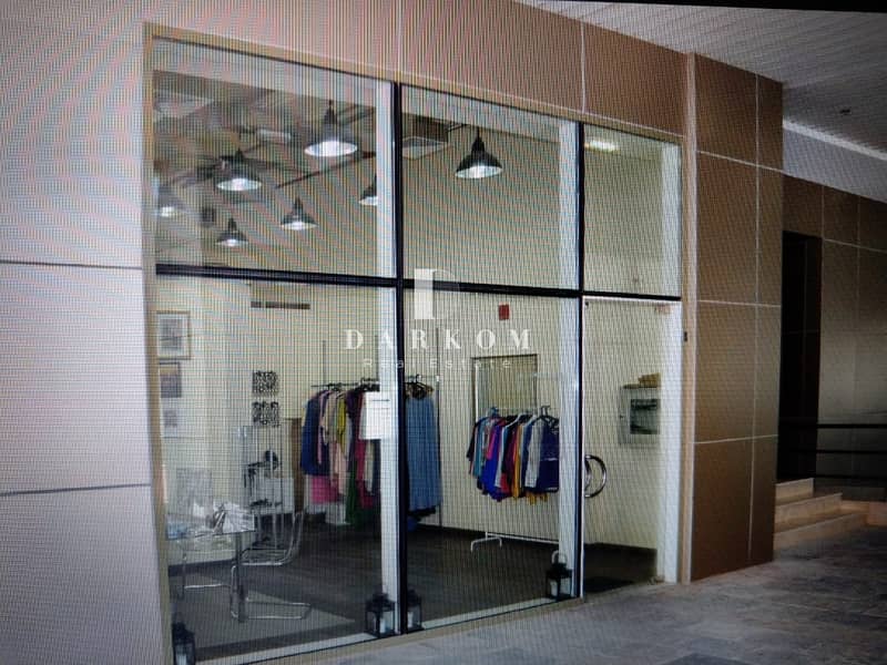 Fitted Retail Shop in Empire Heights Fitted Retail Shop in Empire Heights