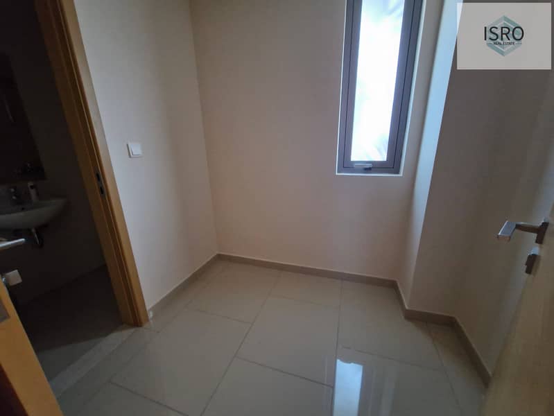20 1000077829. jpg