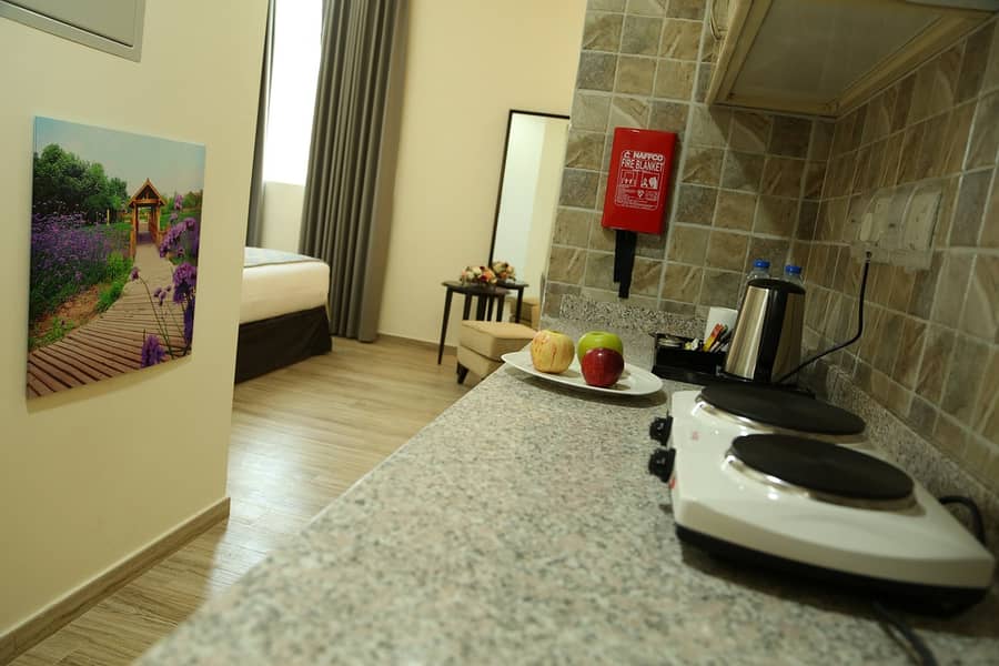 4 Uptown Furjairah - Kitchenette. jpg