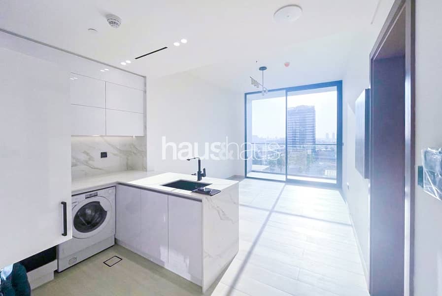 Modern | Unfurnished | available Jan | Balcony