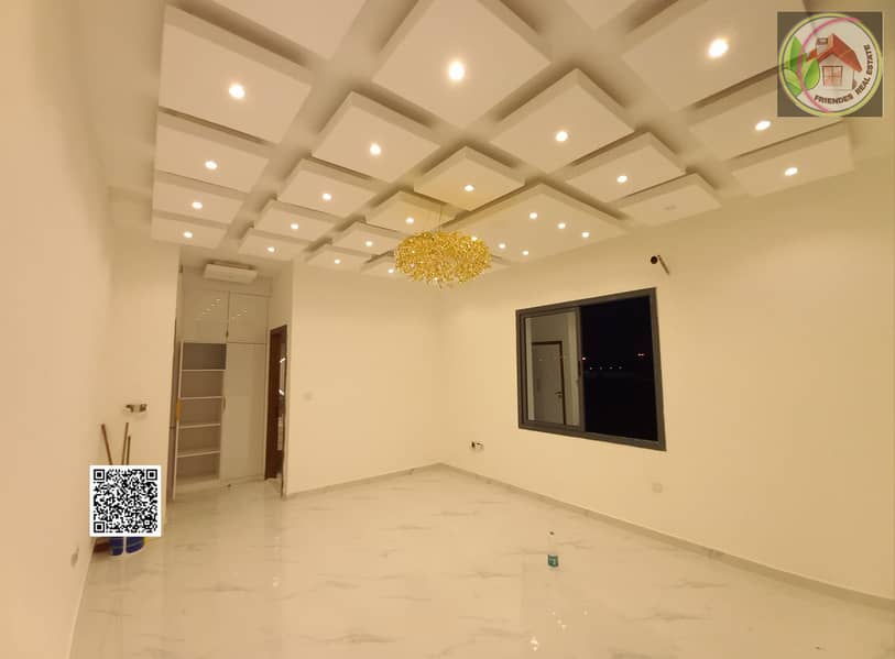 13 cd00b0e8-23a2-4124-a3ec-b32adc5b374a. jpg