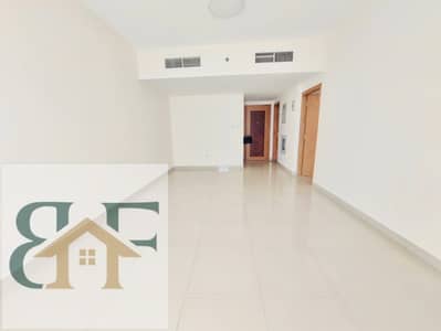 Luxury and very spacious 1bhk with balcony with 2fullwishroom with parking ready to move just 35k