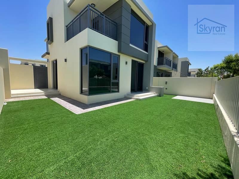 Spacious 4BR+M | Maple 2 Spacious 4BR+M | Maple 2