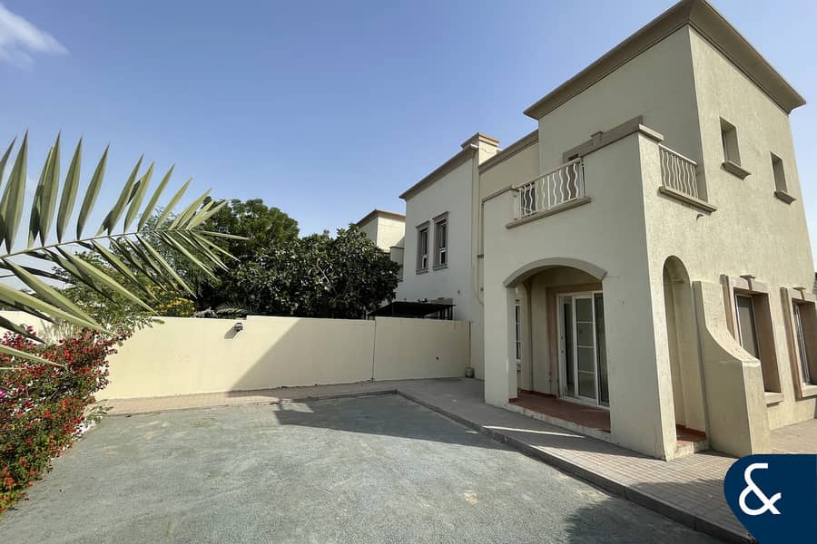 Villa Type 4E | Spacious | Newly Decorated