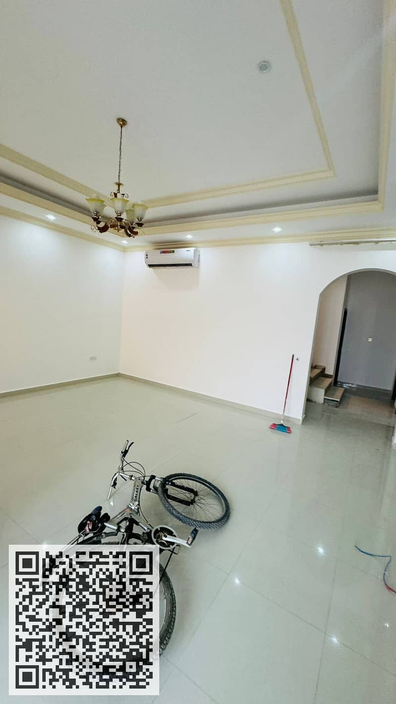 2 3ce94aed-3f70-485c-ad29-aa8d9ba24a6a. jpg