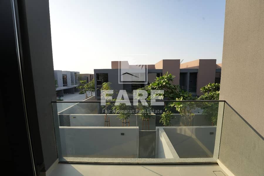 14 0bafa4cb-e114-46e1-a88e-750eca0932cd. jpg