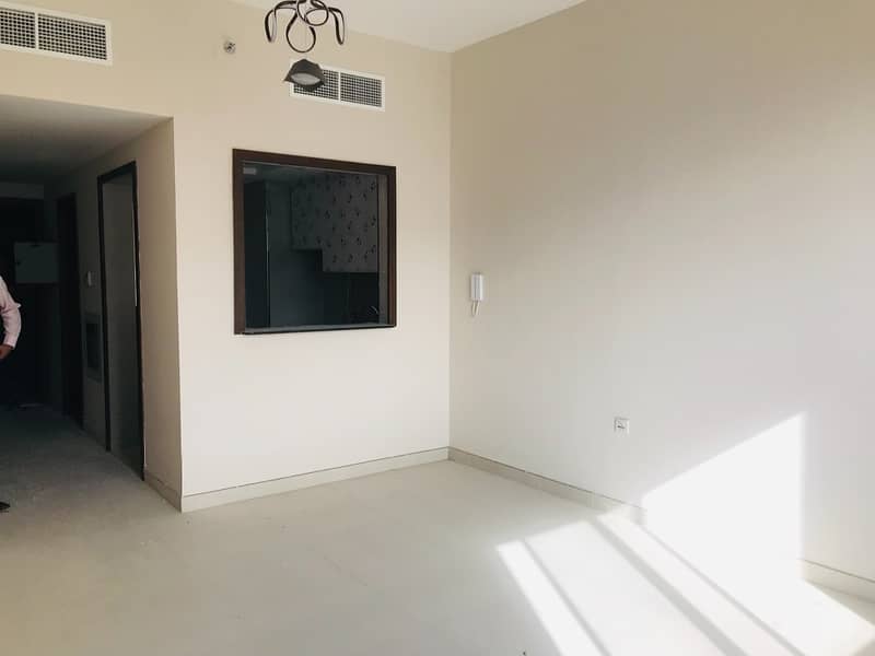 Квартира в Аль Варсан, 28000 AED - 4092912