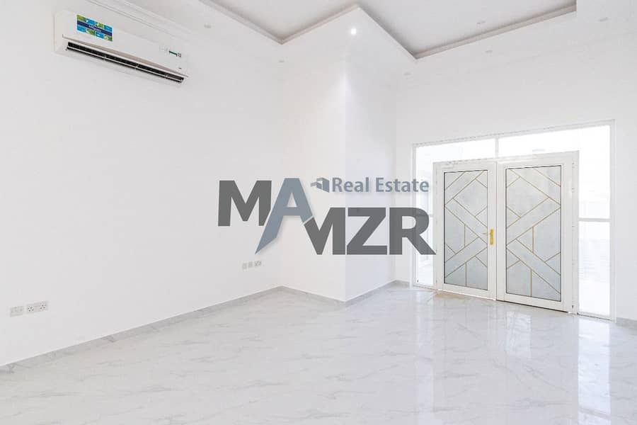 Brand new villa | Frst resident | Good location