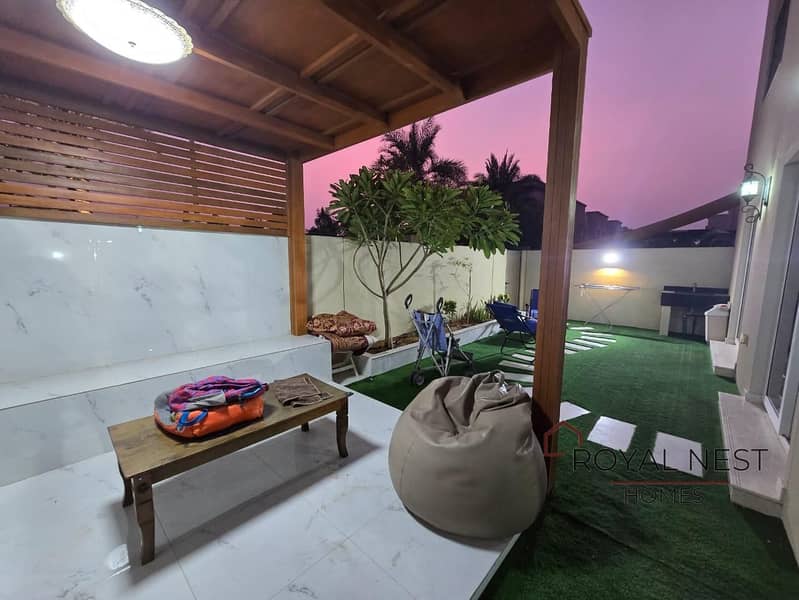 Ready To Move | Good Location | Near To Pool - Image 27