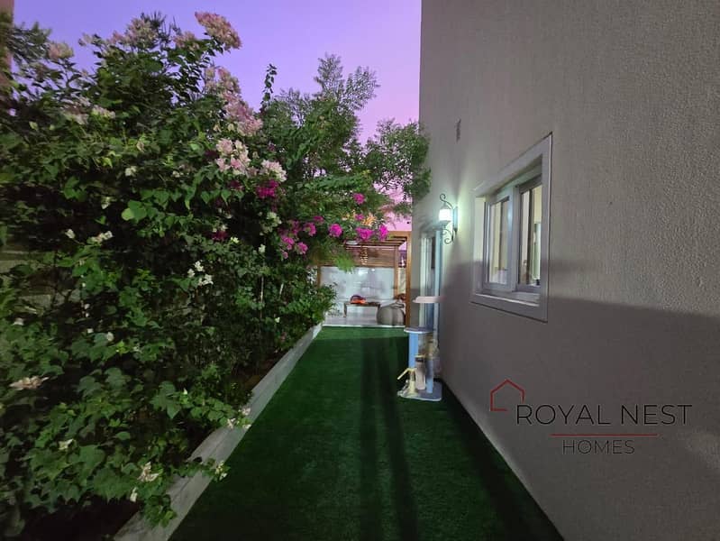 Ready To Move | Good Location | Near To Pool - Image 28