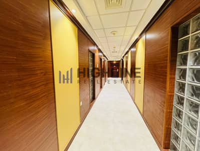 Chiller Free | Sharing Allowed | 3 Mins Walk Metro Station | Prime Location
