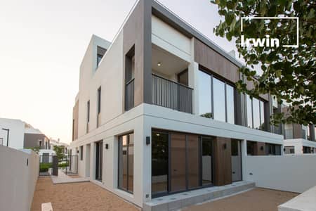 4 Bedroom Villa for Rent in Tilal Al Ghaf, Dubai - Keys in Hand | Large Bright Living Space