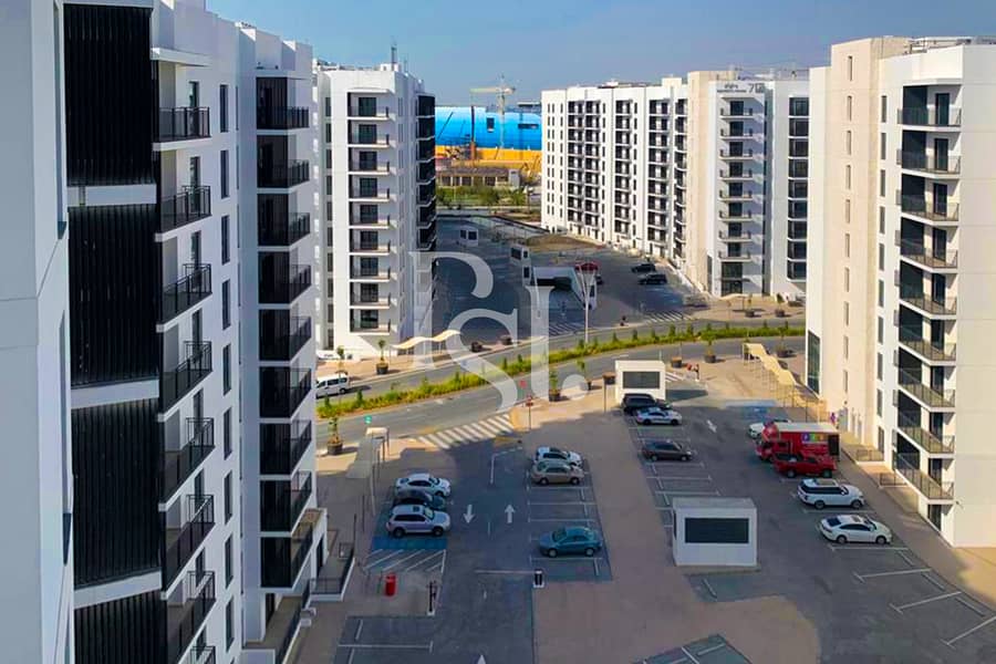 12 3BRM-Plus-Maid-Waters-Edge-Yas-Island-BUA-1515-SQFT-Abu-Dhabi-UAE (27). jpg