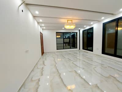 Strategic Location | Modern Luxury Villa | Resale