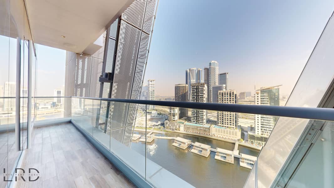 21 LRD-VACATION-HOMES-J-One-Tower--12112024_083122. jpg