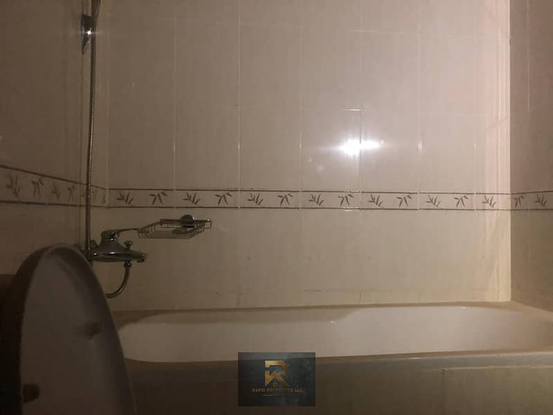 2 3ec49491-d0a1-4803-b884-bd028dee6baa. jpg