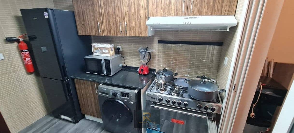 8 KITCHEN-2. jpeg