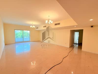 2400 sqf 3 Bhk+M Chiller Ac Free Near Police St. Only for families