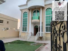 For rent a villa in Rawda 3, directly next to the mosque: