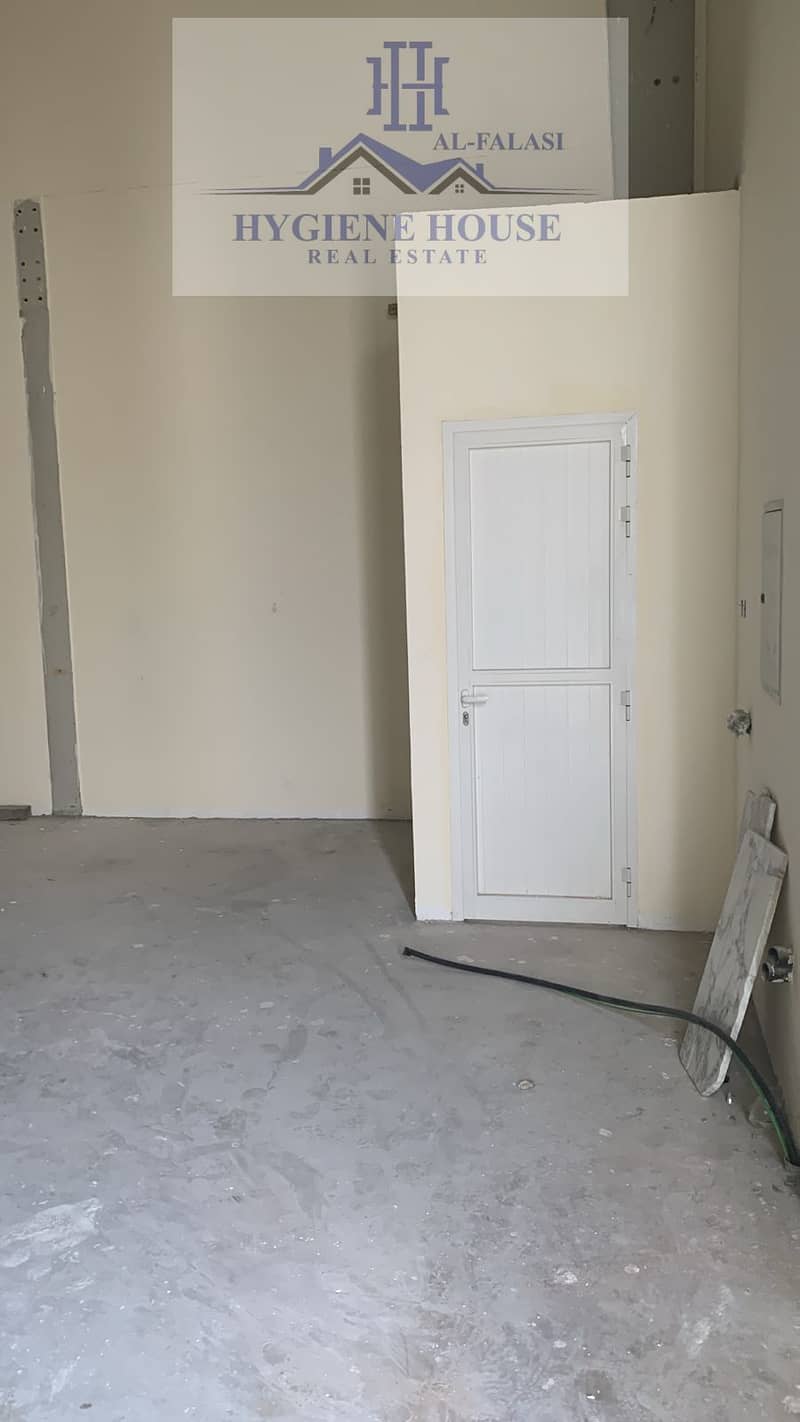 for-annual-rent-warehouses-in-ajman-industrial-1-area-1000-feet