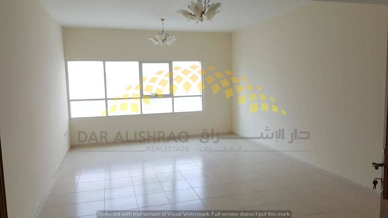 Free parking 3 bedroom apartment with master room