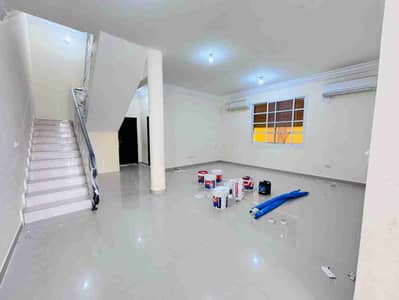 EXCLUSIVE 5BHK VILLA WITH MUNICIPALITY CONTRACT (TAUTHEEQ)