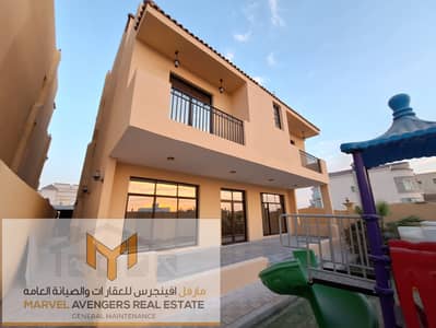 PVT ENTRANCE 6 MBR VILLA W/ DRIVER ROOM & ALL BEDROOM HAVE BALCONY