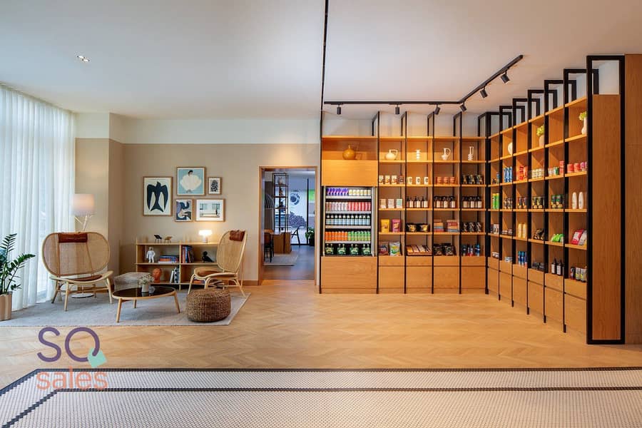 22 hotel-entrance-and-pantry. jpg