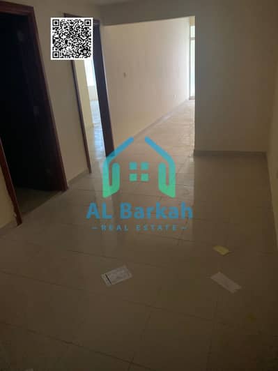 Seize this unique opportunity to own a vacant 1-bedroom apartment with a living room and a stunning view, ready for immediate occupancy in Horizon Tow