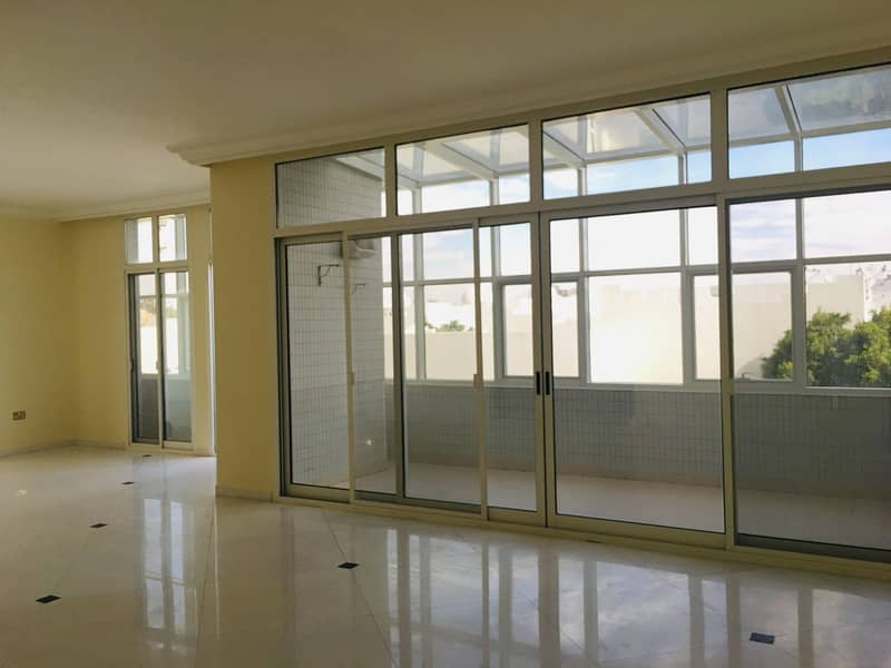 Huge 4BR Duplex w/ Maid's room & Parking Huge 4BR Duplex w/ Maid's room & Parking